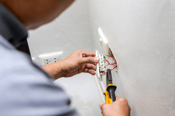 Professional Electrician in Sparks, TX